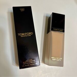 Tom Ford Architecture Soft Matte Foundation Shade 3.7 Champagne